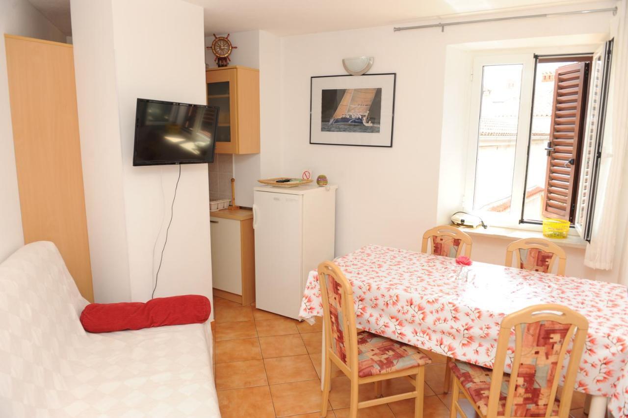 איזולה Apartma Lavela מראה חיצוני תמונה